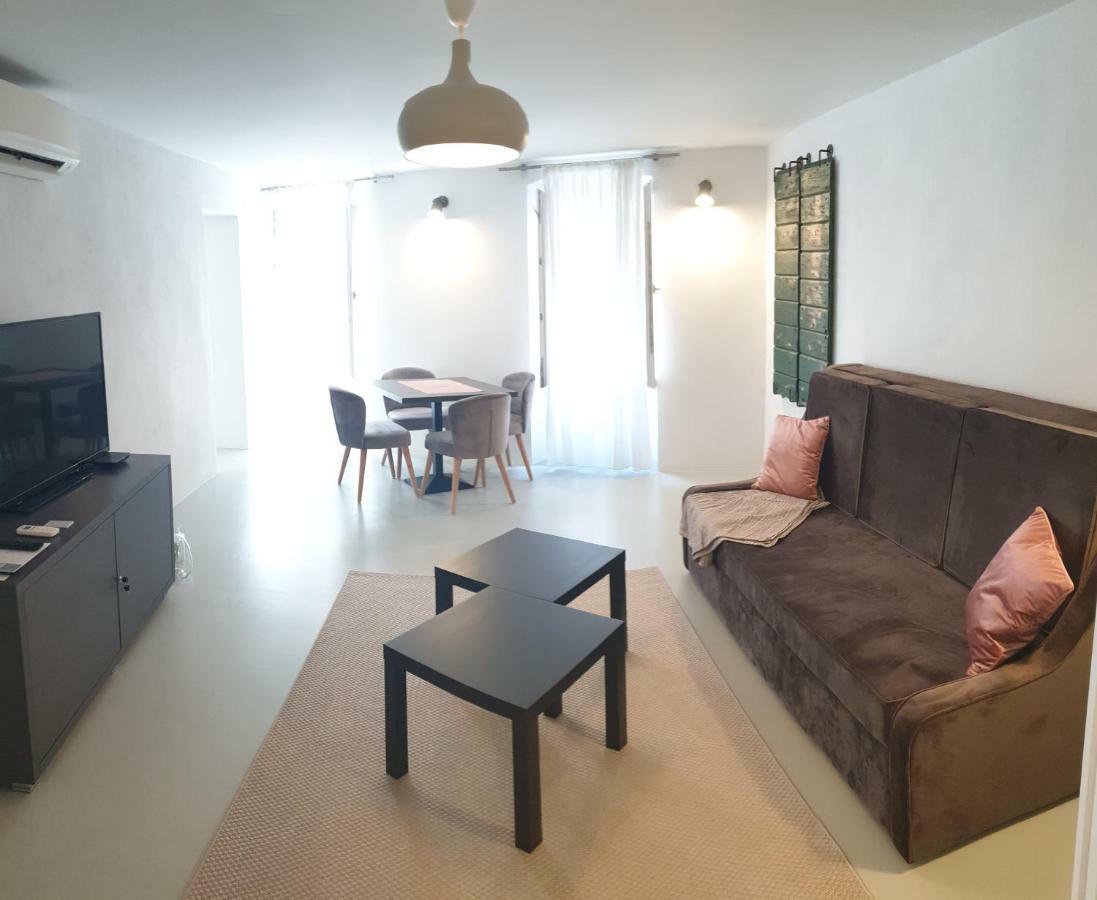 Apartment Adriatico Eterno 2 Rovinj Luaran gambar