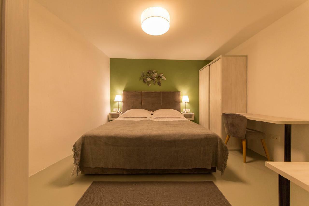 Apartment Adriatico Eterno 2 Rovinj Luaran gambar